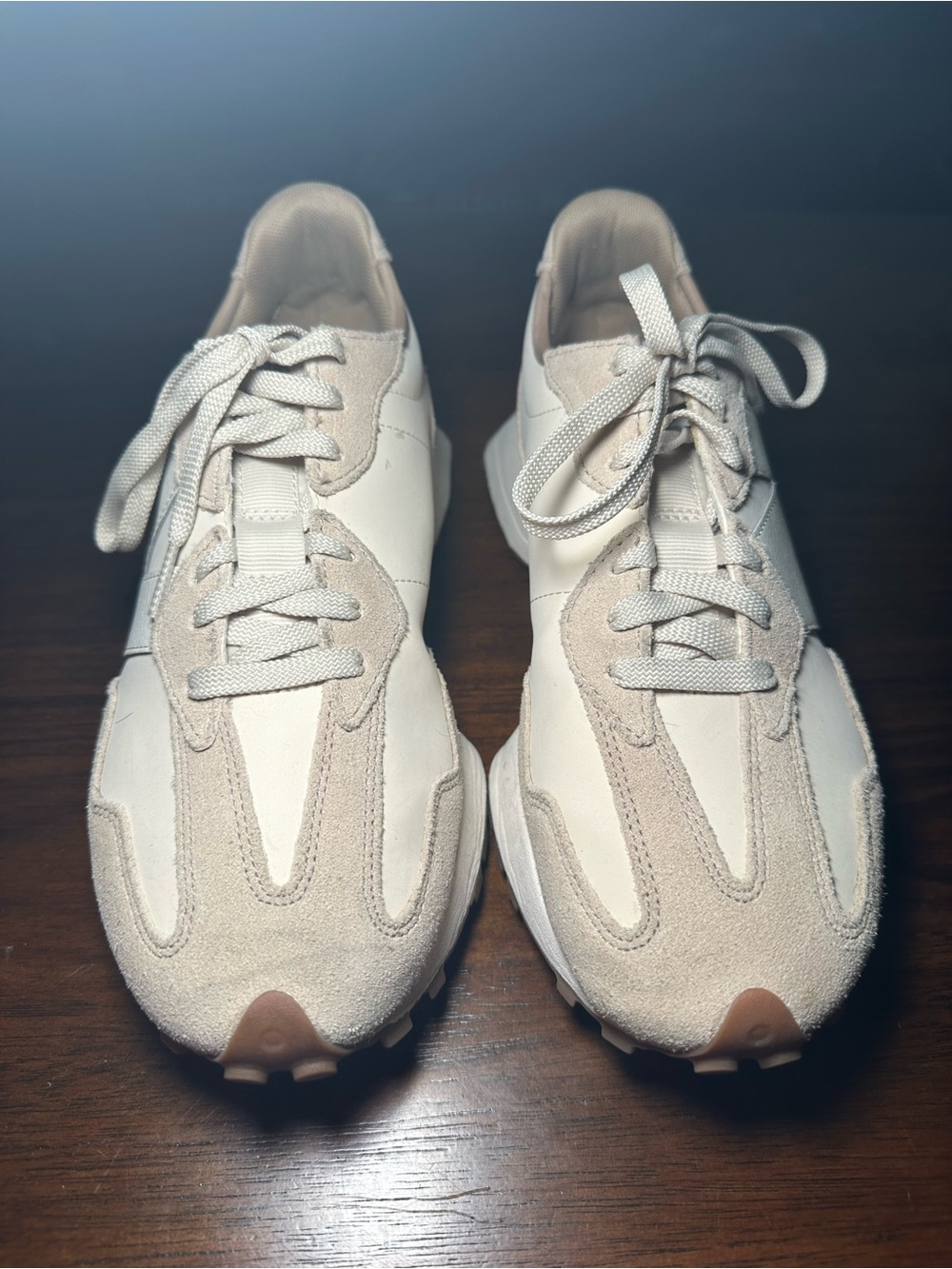Men's 9 New Balance 327 sneakers in the Linen/Angora - Picture 6 of 10